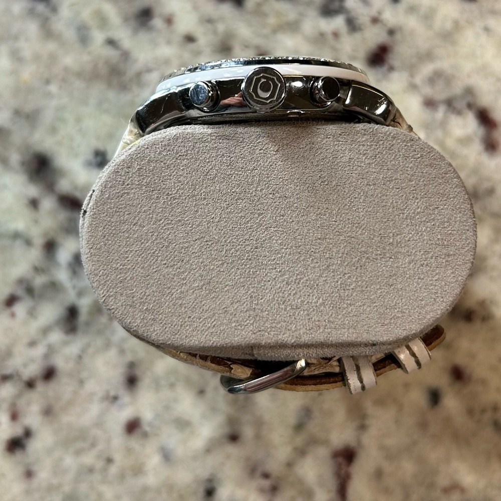 Silver Watch with Swarovski Crystals - Picture 3 of 7